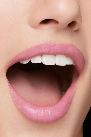 TECHNOSATIN GEL ILLUMİNATİNG-SHİNİNG LİPSTİCK 407 PULSAR PİNK PSSN3787