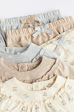 % 100 Pamuklu Bej Gri Çiçek Desenli Kısa Kollu 3’lü Alt Üst Takım