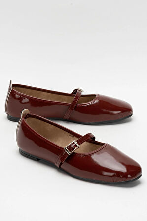 Kadın Kemer Detay Rugan Babet Ayakkabı BORDO