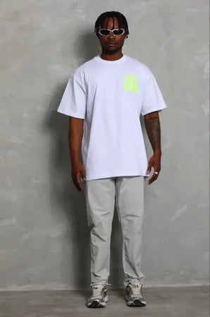 USLUCAN ALIŞVERİŞ Erkek Baskılı T-Shirt Kısa Kol Bisiklet Yaka Regular Fit Rahat Kalıp Günlük Tişört - Beyaz
