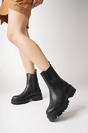 Kadın Bot - Kalın Taban Yanları Lastikli Suya Dayanıklı Rahat Giyim Kadın Bot Siyah