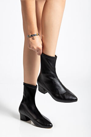 Ferran Kadın Siyah Cilt Kalın Topuklu Bot  