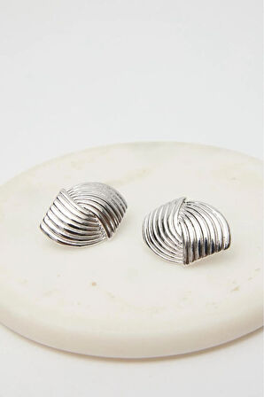 Gümüş Renkli Kabuk Küpe