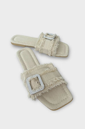 Kadın Püskül Detay Tokalı Denim Terlik KREM