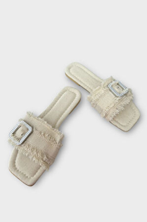 Kadın Püskül Detay Tokalı Denim Terlik KREM