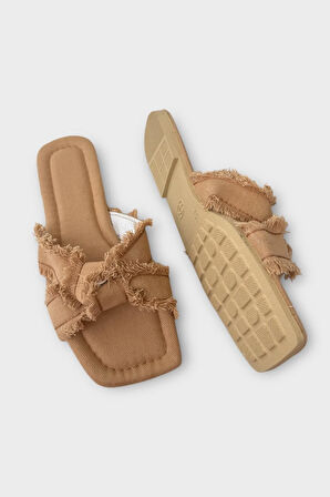 Kadın Püskül Detay Çapraz Denim Terlik BEJ