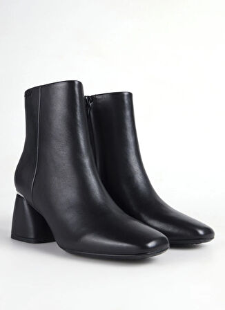 Dkny Deri Siyah Kadın Bot K4438759