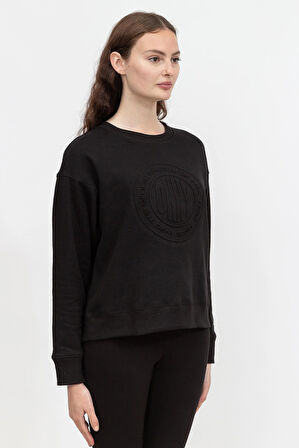 Embossed Medallion C Kadın Bisiklet Yaka Sweatshirt-Siyah | S