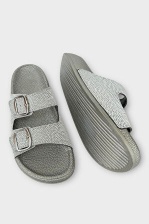 Kadın Simli Çift Bant Ayarlanabilr Tokalı Terlik FÜME