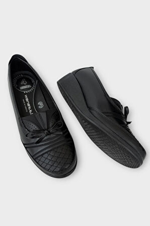 Kadın Kaydırmaz Taban Ortopedik Günlük Anne Ayakkabısı
 SİYAH