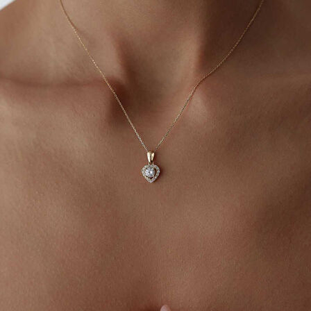 Frame Taşlı Kalp Kolye