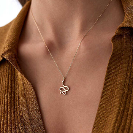 Simple Snake Kolye
