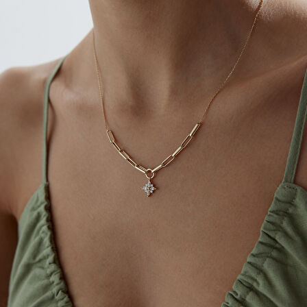 Kamelya Çiçeği Ataç Kolye