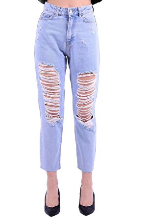 Önü Yırtıklı  Detaylı  Yüksek Belli Cepli ve Astarsız Mom Fit Kadın Kot Pantolon Buz Mavisi Denim 