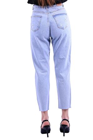 Önü Yırtıklı  Detaylı  Yüksek Belli Cepli ve Astarsız Mom Fit Kadın Kot Pantolon Buz Mavisi Denim 