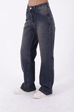Geniş Paçalı ve Yüksek Belli Cepli Rahat Kadın Kot Pantolon Relaxed Jean Koyu Mavi Tintli Denim