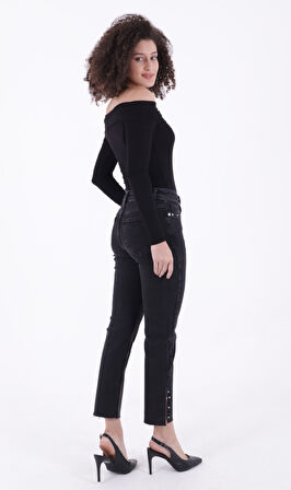 Paçaları Taşlı ve Yırtmaçlı Cepli Yüksek Belli Mom Fit Kadın Jean Kot Pantolon Düz Antrasit Denim