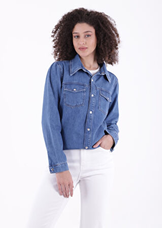 Klasik Yakalı Uzun Kollu Çıtçıt Kapama Detaylı Kadın Kot Gömlek Orta Mavi Denim Dört Mevsim