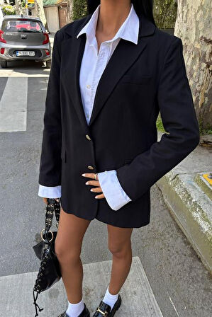 Uzun Kollu ve Düğme Kapamalı Kruvaze Yakalı Oversize Blazer Kadın Keten Ceket Siyah