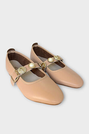 Kadın İnci ve Mühür Aksesuar Bantlı Babet BEJ