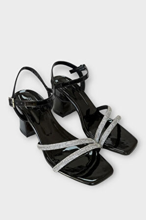 Kadın Çift Bantlı Taş Detay Topuklu  Ayakkabı SİYAH