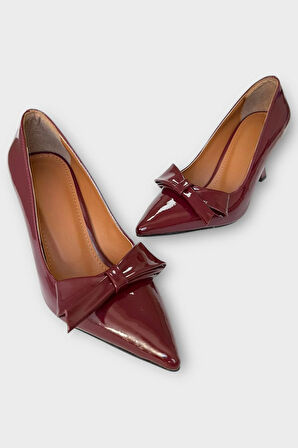 Kadın Fiyonk Tokalı Sivri Burun Topuklu Ayakkabı BORDO