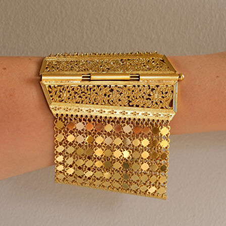 Altın Kaplama İmitasyon Urfa Akıtma Desenli Bilezik BLZ-3129