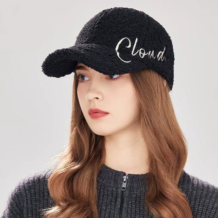 Valkyrie Peluş Şapka Kadın Erkek Unisex Kışlık Şapka Cloud Nakışlı Ayarlanabilir Bej Teddy Şapka Siyah