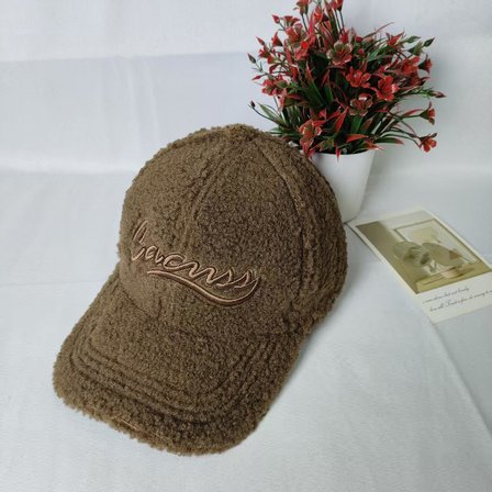 Valkyrie Peluş Şapka Kadın Erkek Unisex Kışlık Şapka Nakışlı Ayarlanabilir Teddy Şapka Koyu Kahve