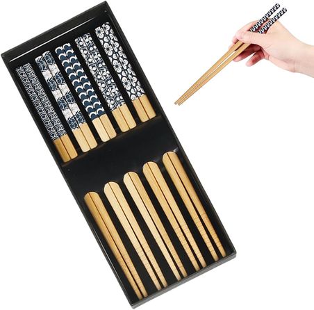 Valkyrie 5 Çift Doğal Ahşap Yemek Çubuğu Seti Japon Desenli Kaymaz Uçlu Kutulu 22,5cm Chopstick Seti