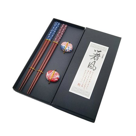 Valkyrie 2 Çift Doğal Ahşap Yemek Çubuğu Seti – Seramik Çubuk Tutacaklı Kutulu Japon Chopstick Seti