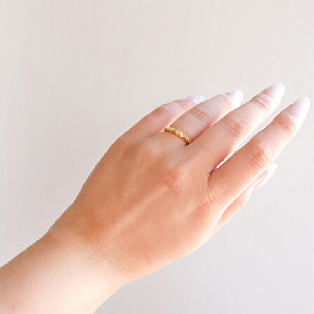 Çelik Yüzük Kadın Altın Kaplama Desenli Ajda Model YZK-502