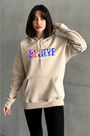 Kadın Bej Renkli Believe Baskılı Oversize Kapüşonlu Sweatshirt