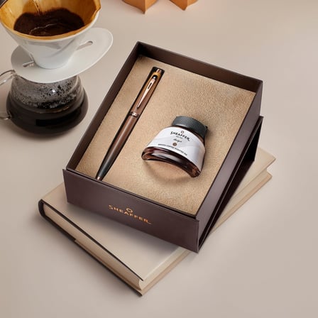 Sheaffer 100 Coffee Edition Dolma Kalem Mürekkep Hediyelik Kalem Seti ,M Uç ,Mat Kahve 9374S-0