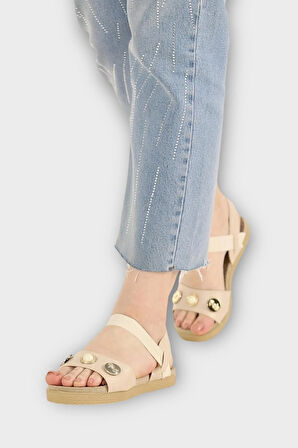 Kadın Tek Bant Aksesuarlı  Bilek Lastik Detaylı Sandalet BEJ