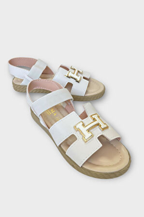 Kadın Önü ve Arkası Açık Yazlık Sandalet BEYAZ