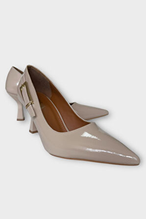 Kadın Rugan Yan Bant Detaylı Topuklu Ayakkabı  BEJ