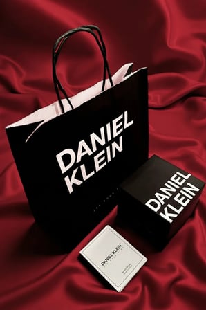 Daniel Klein Fonksiyonlu Kare Erkek Kol Saati