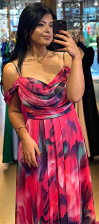 Fuşya  İp Askılı  Sırt Dekolteli  Kloş Etekli Desenli Uzun Abiye Elbise 7592