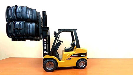 HUINA 1577 1/10 Yüksek Kalite RC Model Forklift Vinç Uzaktan Kumandalı Metal İş Makinası - 2.4G 8 Kanal Full Fonksiyon Sesli ve Işıklı