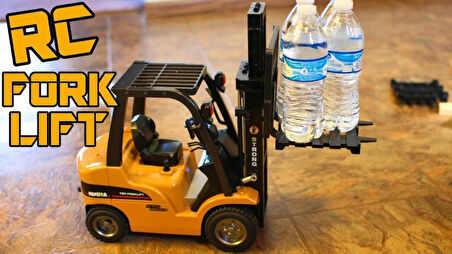 HUINA 1577 1/10 Yüksek Kalite RC Model Forklift Vinç Uzaktan Kumandalı Metal İş Makinası - 2.4G 8 Kanal Full Fonksiyon Sesli ve Işıklı