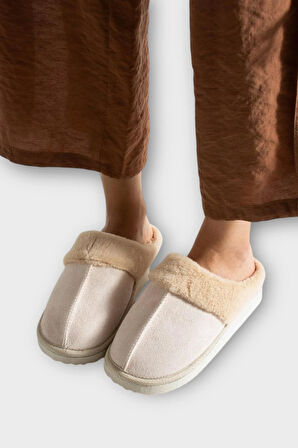 Kadın İçi Yünlü Sıcak Tutan Kışlık Ev Terliği BEJ