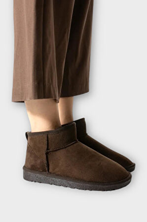 Mini Süet İçi Kürklü Alçak Taban Bilekte Kısa Kadın Bot KAHVERENGİ