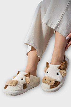 İnek Figürlü Nakışlı Kaydırmaz Taban Kışlık Unisex Ev Terliği BEYAZ - KAHVERENGİ