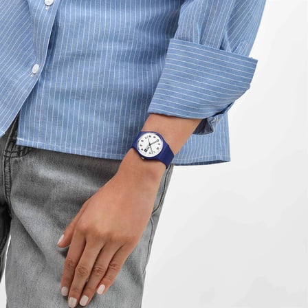 Swatch Calm Waters GN729 Kadın Kol Saati