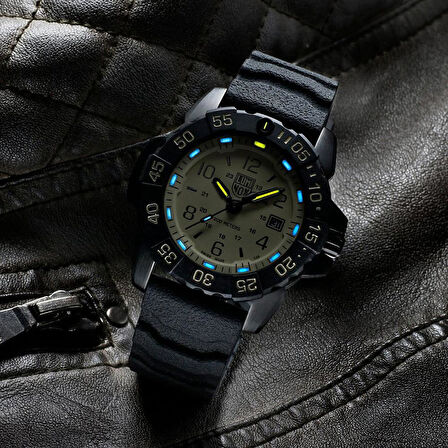 XS.3251.CBNSF.SET NAVY SEAL FOUNDATION Erkek Kol Saati
