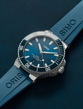 Oris Aquis Date 01 733 7787 4135-07 4 22 35FC