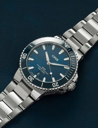 Oris Aquis Date 01 733 7787 4135-07 8 22 04PEB