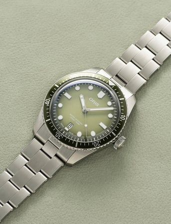 Oris Divers Sixty-Five Date 01 733 7707 4057-07 8 20 18