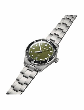Oris Divers Date 39 mm Otomatik Saat 01 733 7795 4057-Set